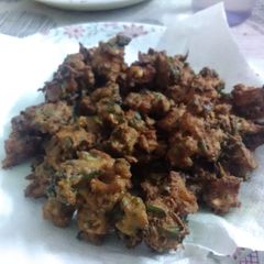 Bajra and hara lehsan kababs A picture of Bajra and hara lehsan kababs.