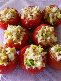 Una foto de Tomates rellenos