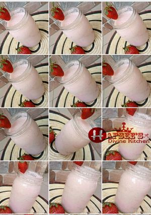 A picture of Strawberry smoothie.
