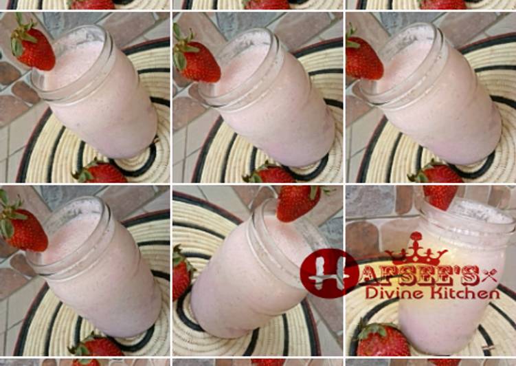 Simple Way to Prepare Super Quick Homemade Strawberry smoothie