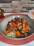 Albóndigas de carne y alubias blancas
