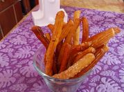 Una foto de postre de churros