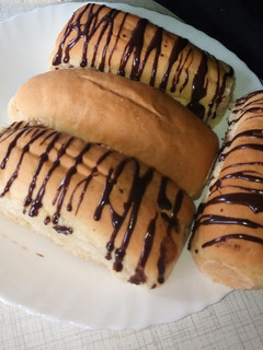 A picture of Homemade Hotdog buns.