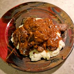 A picture of Bangers and Mash.