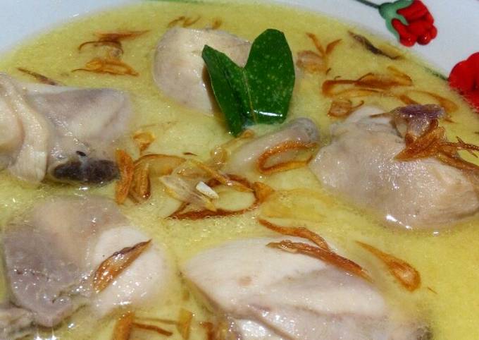 Ini dia! Bagaimana cara buat Opor ayam putih hidangan Hari Raya  sedap