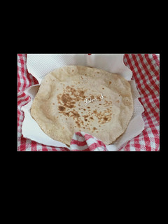A picture of Roti or Phulka.