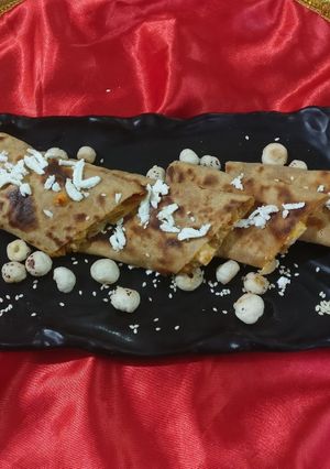 A picture of Veg paneer and cheese wraps.