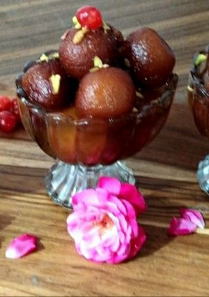 ગુલાબજાંબુ રેસીપી મુખ્ય ફોટો