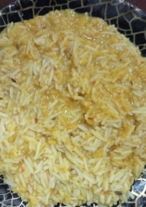 चावल और अरहर की दाल फ्राई (chawal aur arhar ki dal fry recipe in Hindi) रेसिपी मुख्य फोटो