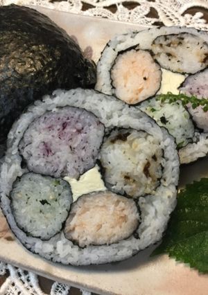 A picture of Japanese Surprise Rice Ball.