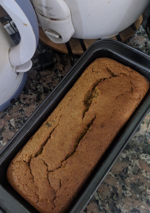 Una foto de Budín integral de naranja y pasas de uva
