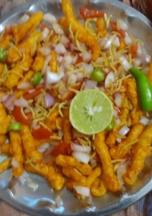 A picture of Kurkure Chat.