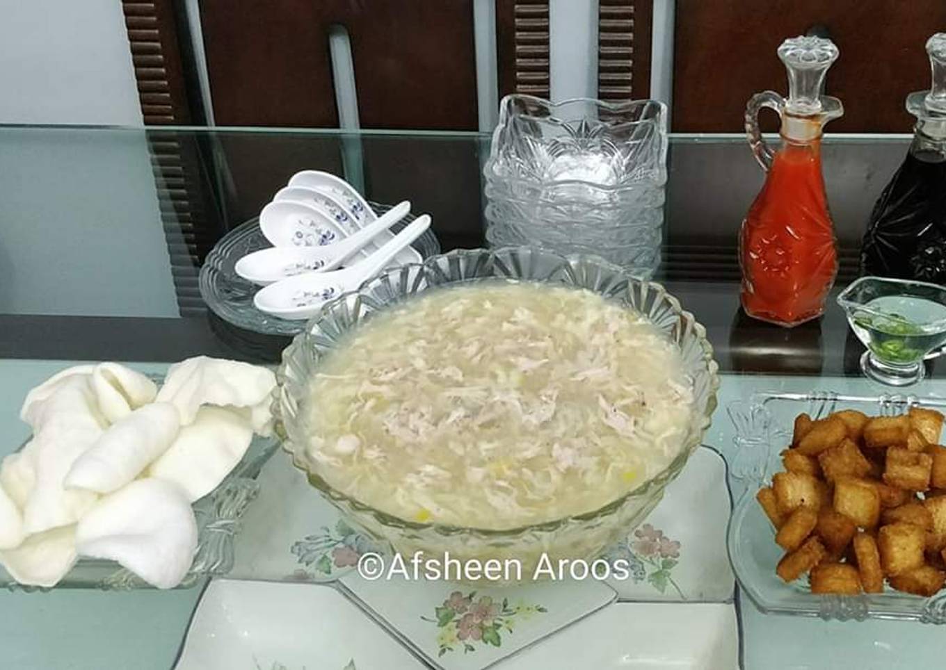 Chicken Corn Soup with Croutons and Fish crackers