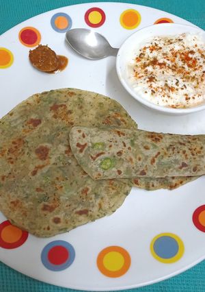 A picture of Arrowroot flour & Potato Masala Rotis.