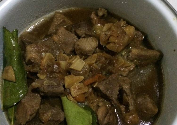 Langkah Mudah untuk Membuat Babi kecap bumbu iris, Sempurna