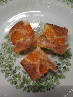 Bögrés sárgabarackos pite recept fotója
