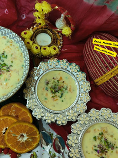 ऑरेंज साबूदाना खीर (orange sabudana kheer recipe in Hindi) रेसिपी मुख्य फोटो