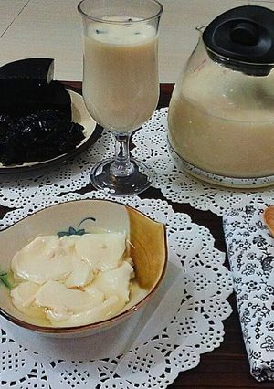 Hình của món Tàu phớ, quy linh cao.