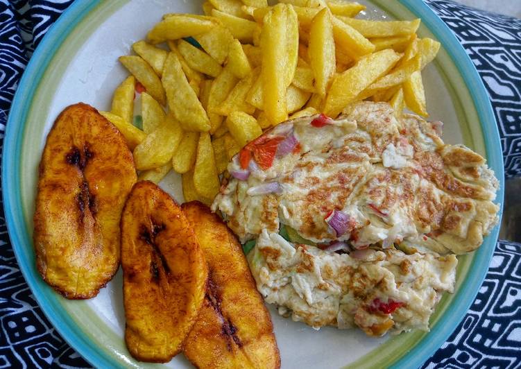 Chips, fried plantain &amp; fried eggs