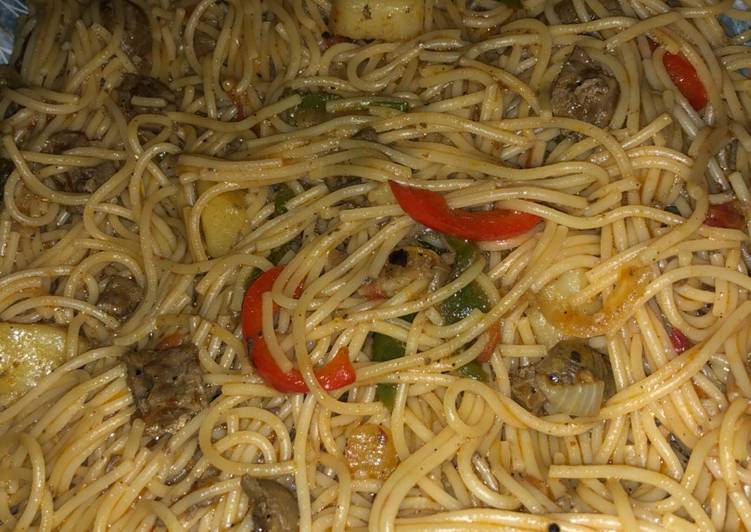 Recipe of Ultimate Spaghetti jollof with kidney and Irish potatoes