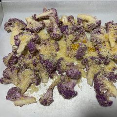 A picture of Roasted Garlic Parmesan Cauliflowers.
