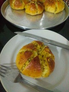 Foto resep Korean cream cheese Garlic Bread