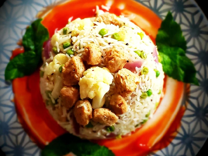 Simple Way Make Recipe Nutri cauliflower rice that is Awesome, Tasty}