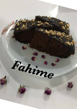 عکسی از دستور کیک بدون تخم مرغ و بدون فر