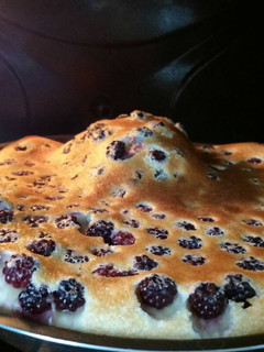 Una foto de Le farz fourn (Tarta de moras)