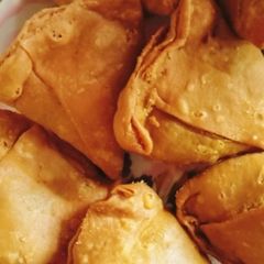 A picture of Samose.