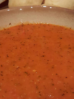 A picture of Garlic Tomato Basil Soup.