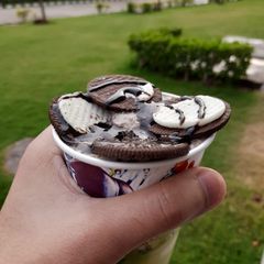 A picture of Oreo shake.