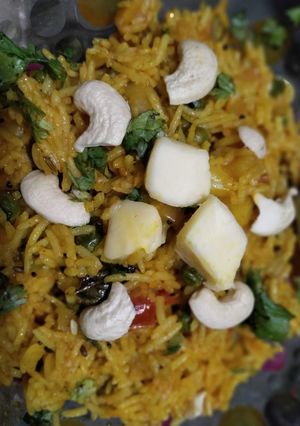 તીખી પુલાવ(tikhi pulav in Gujarati) રેસીપી મુખ્ય ફોટો