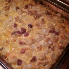 A picture of Cheesy Ham & Hashbrown Casserole.