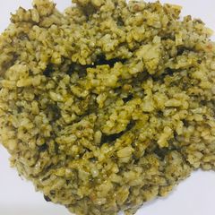 A picture of Green rice.