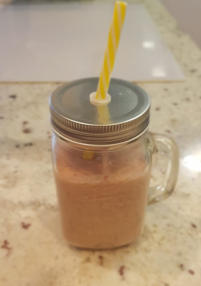 Una foto de Batido de fresa, plátano y yogurt