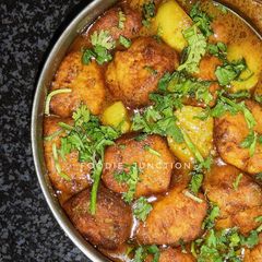 A picture of Traditional Odia Cuisine :-Chhena Tarkari / Chhena Kofta Curry (Without onion and garlic).