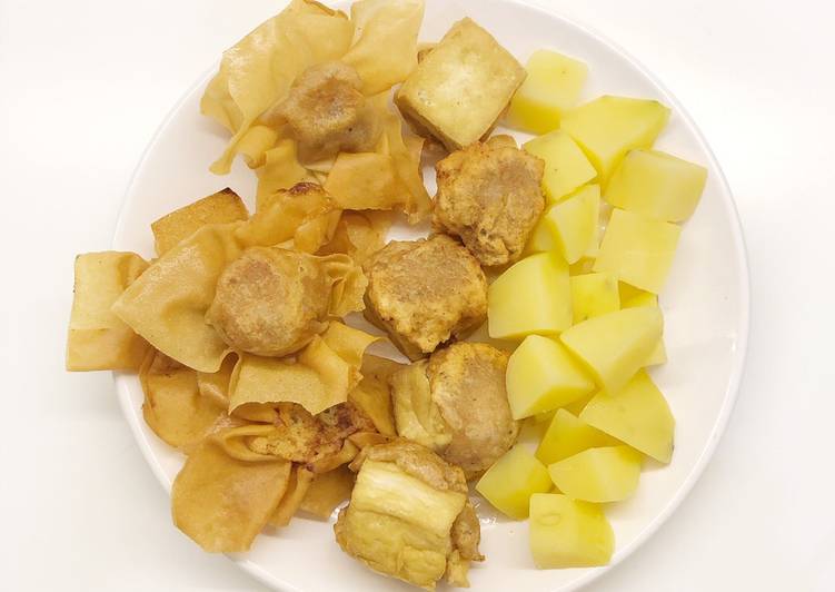 Batagor Ekonomis & bumbu Kacang