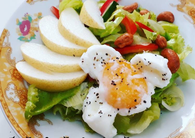 Cara Mudah Menyiapkan 2. Garden Salad With Citrus Dressing #BikinRamadanBerkesan Enak Banget