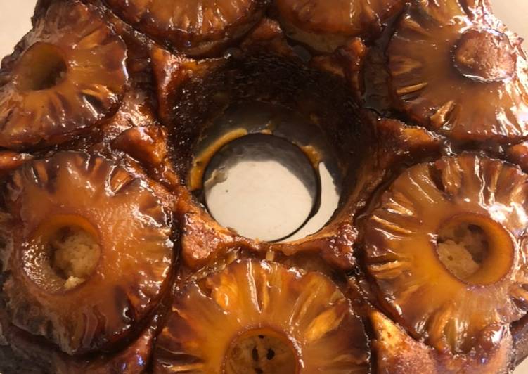 How To Make  Pineapple Upside Down Cake