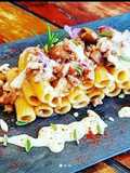 ELICOIDALI CON SALSICCIA, OLIVE TAGGIASCHE E CREMOSO