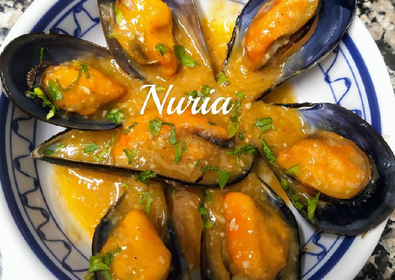 Mejillones a la marinera