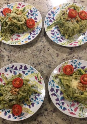 Una foto de Pasta de zapallo con pesto de palta