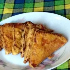 A picture of Bread pakoda.