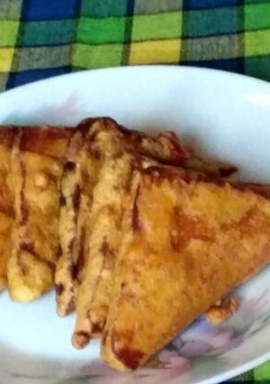 A picture of Bread pakoda.