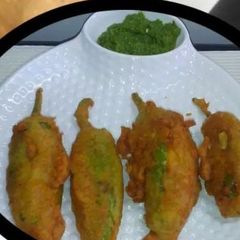 Mirchi Vada A picture of Mirchi Vada.