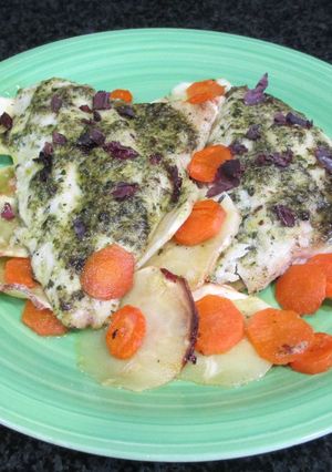 Foto principal de Pescado blanco en el horno con guarnición de chirivía y zanahorias