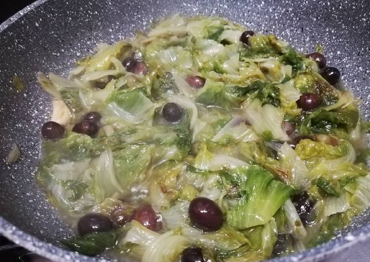 Scarole capperi e olive