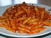 Una foto de macarrones con tomate con thermomix