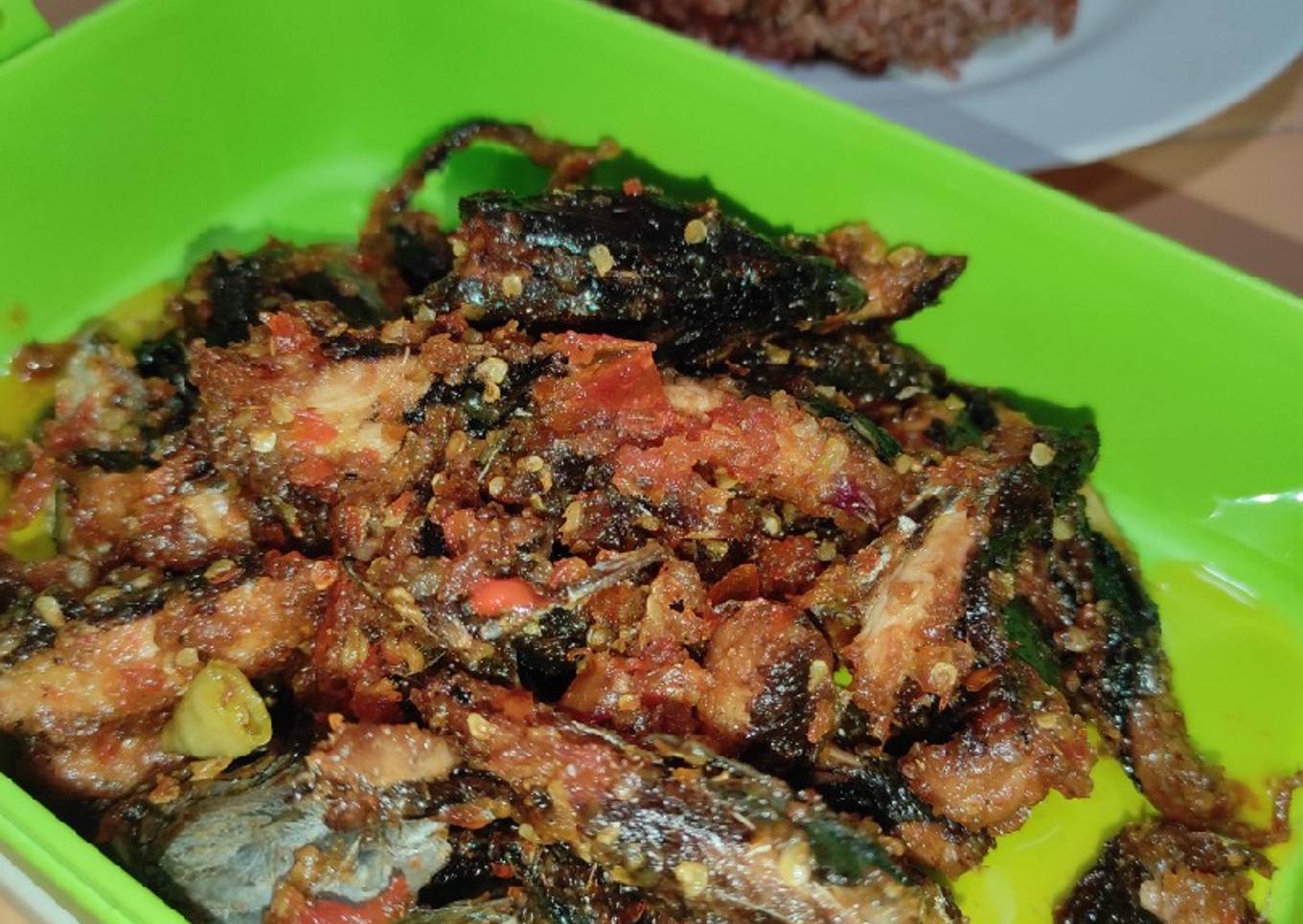 Ikan tongkol goreng rica² manado
